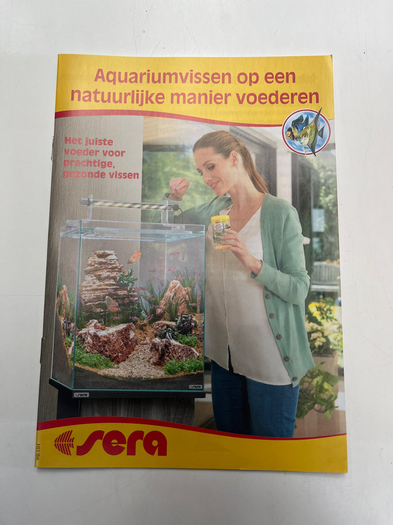 Sera Aquariumvissen op een natuurlijke manier voederen